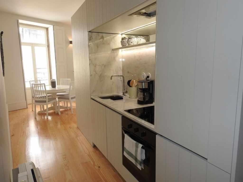 Oporto Delight 1 Luxury Apartment In Historic Center With Balcony Max 4 P Exteriér fotografie